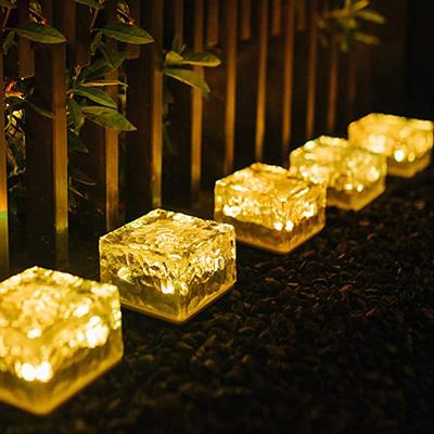 Solar Brick Paver Lights 2pcs Outdoor LED Ice Cube Landscape Light Waterproof Floor Tile Light For Garden Patio Passage Pond Outdoor Decoration Lawn Lamp