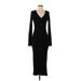 Topshop Casual Dress - Sweater Dress V-Neck 3/4 sleeves: Black Solid Dresses - Women's Size 4