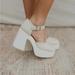 Free People Shoes | Free People Gwen Platform Mary Jane’s | Color: Cream/White | Size: 9.5