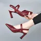 Damenschuhe spitze Zehen sandalen für Frauen Block absatz Pumps Schuhe im Freien rote Absätze High