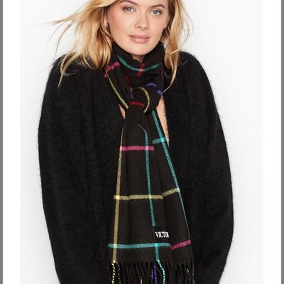 Victoria's Secret Accessories | Victoria’s Secret Woven Window Pane Scarf | Color: Black | Size: Os