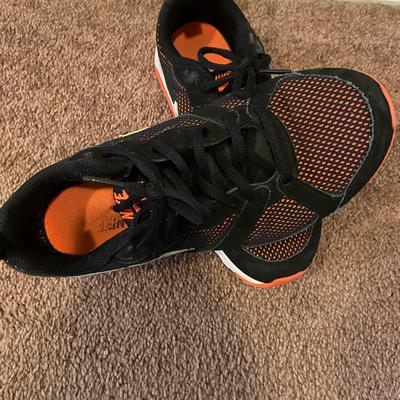 Nike Shoes | Women’s Nike Black And Neon Orange Athletic Shoes 7.5 | Color: Black/Orange | Size: 7.5