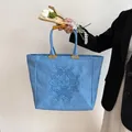 Blaue Denim Handtaschen für Frauen neue Trend Mode schicke lässige Stickerei Einkaufstasche große