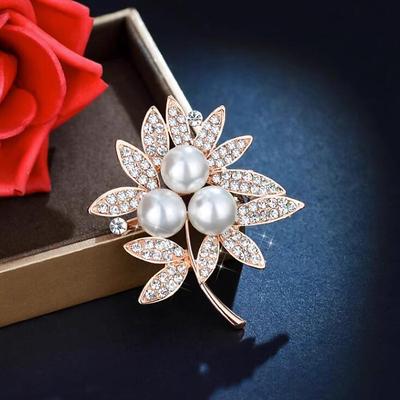 Women's Brooches Retro Leaf Elegant Vintage Fashion Luxury Sweet Brooch Jewelry Gold For Office Daily Prom Date Beach