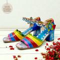 Damen Sandalen Vintage Schuhe Handgefertigte Schuhe Vintage-Schuhe Handgeprägt Hochzeit Party Blumen Blume Blockabsatz Fantasy Heel Peep Toe Elegant Vintage Leder Knöchelriemen Blau