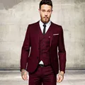 Moda uomo vino rosso bordeaux abiti da uomo Slim Fit formale su misura sposo Prom smoking 3 pezzi