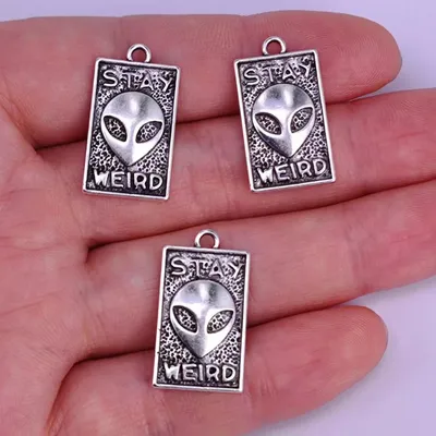 5pcs Stay Weird Alien Head Jewelry for DIY women man Accessories