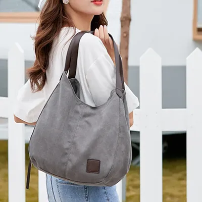 Handbags+Totes
