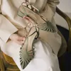 Sommers andalen schmales Band Frauen Sandalen quadratische Absätze spitzen Zehen t Riemen Sandalen Damen elegante grüne beige Schuhe große Größe 43