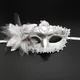 Masque de mascarade Sexy pour femmes demi-visage à plumes et fleurs pour carnaval Halloween bal