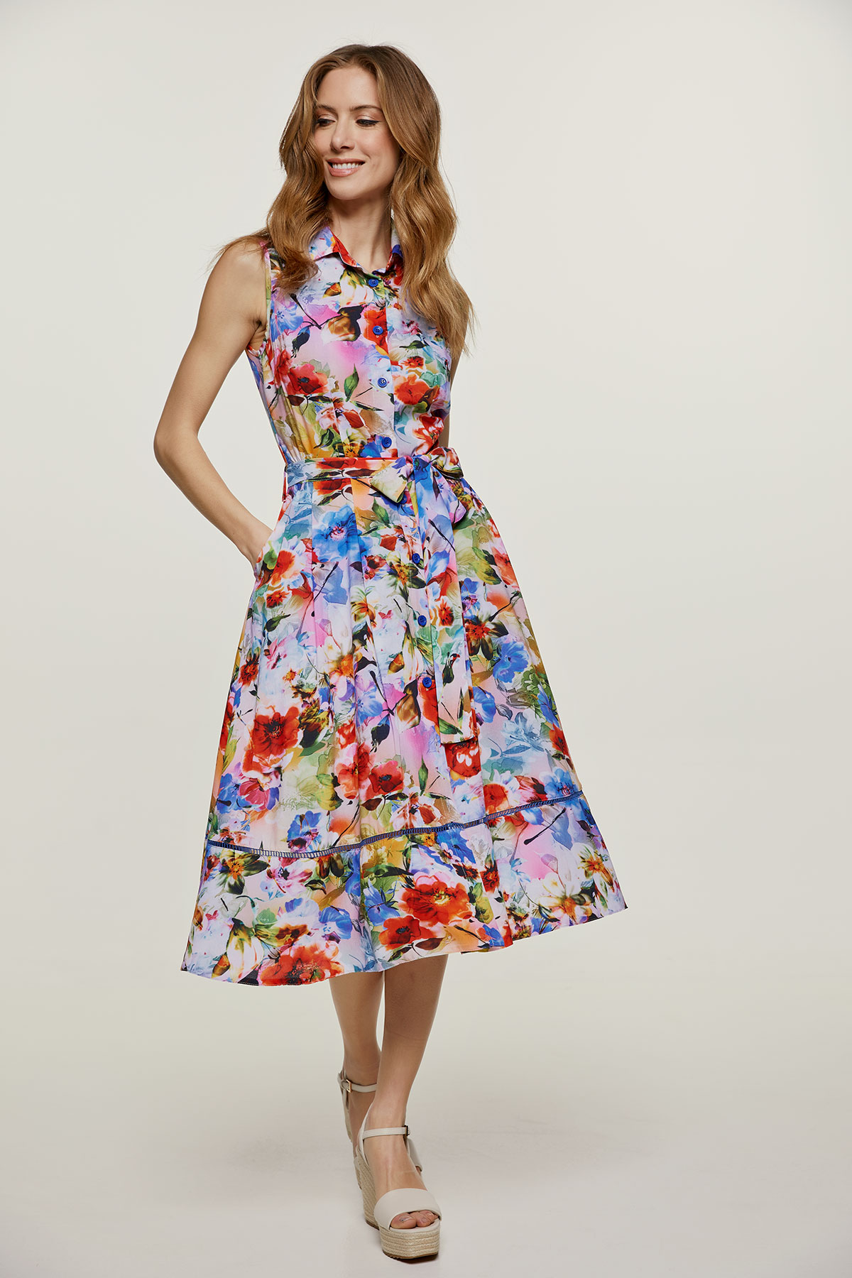 Florales ärmelloses Kleid mit Gürtel Image