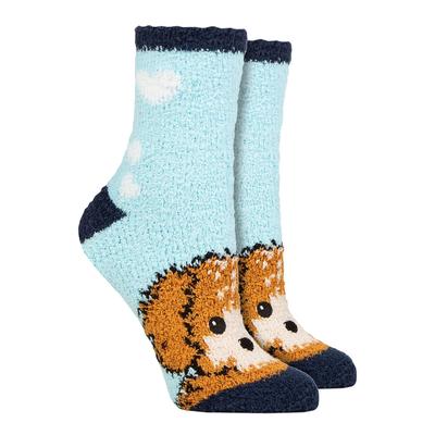 2 Pack Damen kuschelige Socken in Geschenkbox | Wildfeet | Womens Fleece Lounge Bed Socks - Dog Image