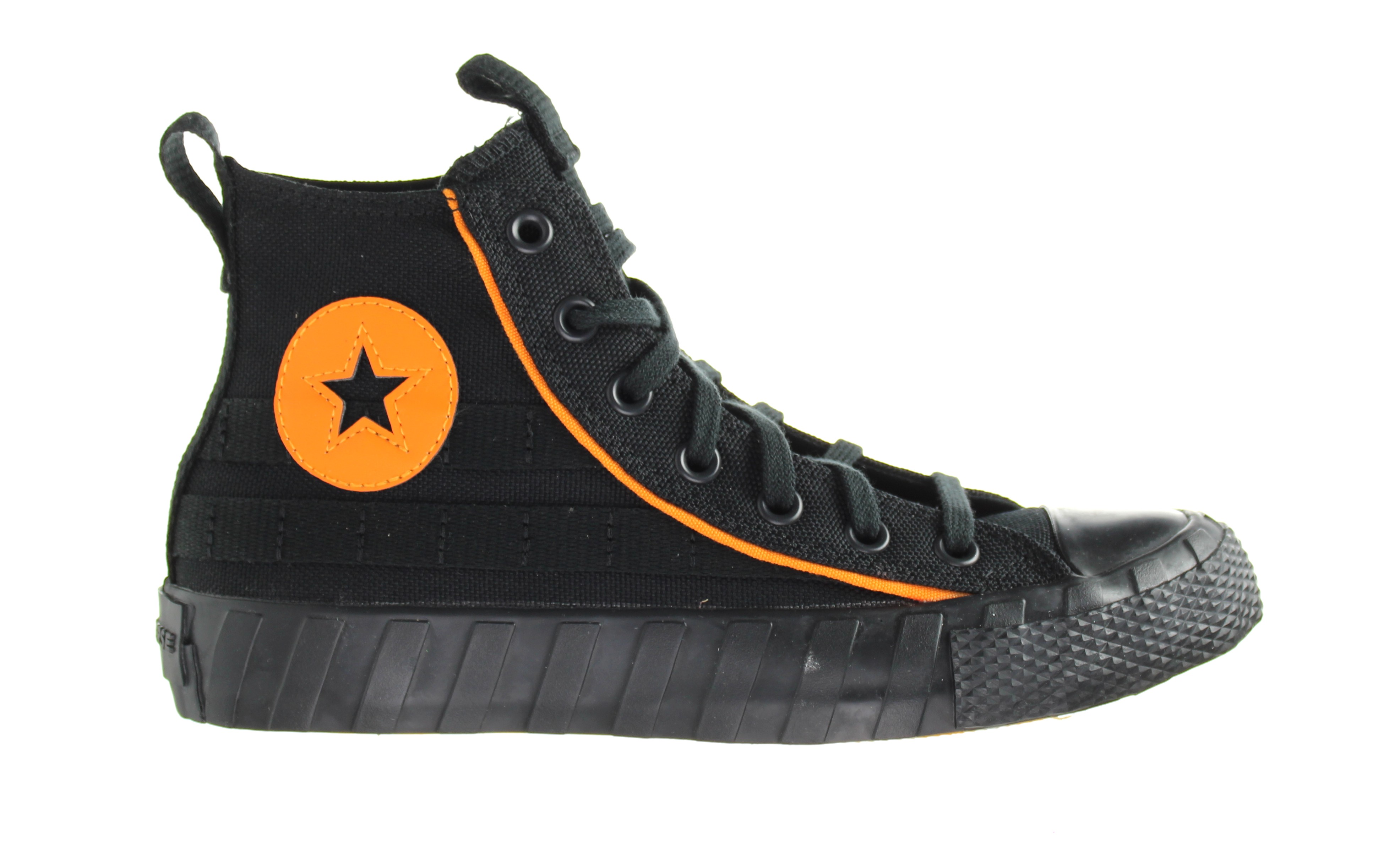 Konverse UNT1TL3D Kids Schwarze Trainer Image
