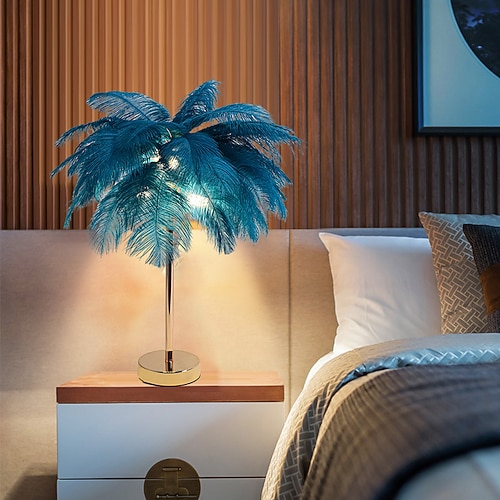 weiße feder tischlampe mit stecker in draht moderne federlampe 3-flammige nachttischlampe für schlafzimmer nachttischlampe schreibtisch nachtlicht in gold weihnachtsgeschenk Image