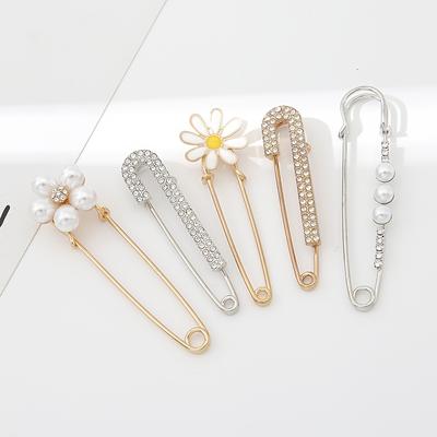 Personality Brooch Pin Sweater Shawl Clip Safety Pins For Women Clothing Decoration All-match Coat Sweater Suit Pin