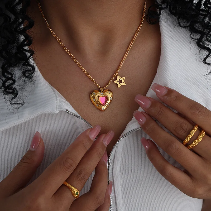 Collana a catena con ciondolo a forma di cuore con ciondolo a stella per donna Collane da donna in acciaio inossidabile placcato oro 18 carati