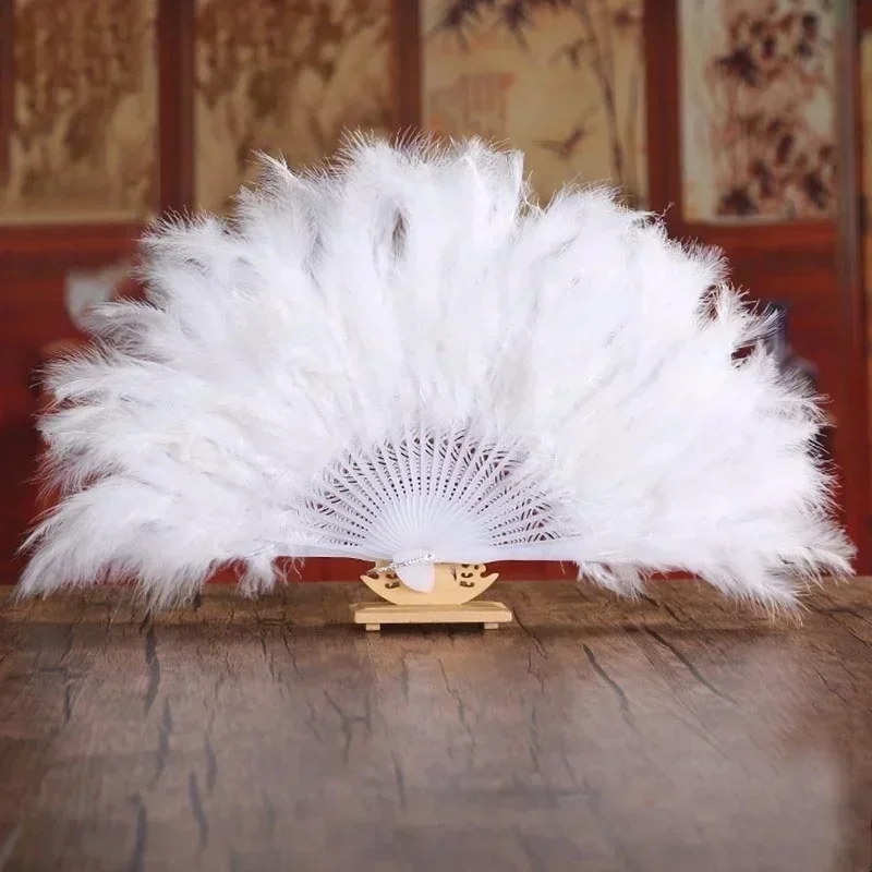1 stücke Weichen, Flauschigen Dame Burlesque Hochzeit Hand Kostüm Tanz Feder Fan Chinesischen Fan Folding Fan Image