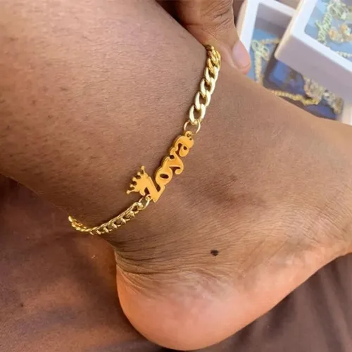 Bracelet de cheville personnalisé en acier inoxydable avec nom de couronne, bijoux pour femmes et hommes, plaque signalétique de couleur or, chaîne de jambe, accessoires à porter quotidiennement