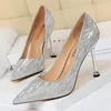 Frauen 7,5 cm 9,5 cm High Heels Pailletten bling Hochzeit Braut funkelnde Pumps Dame Silber Low Heels Scarpins Stripper sexy Gold Schuhe