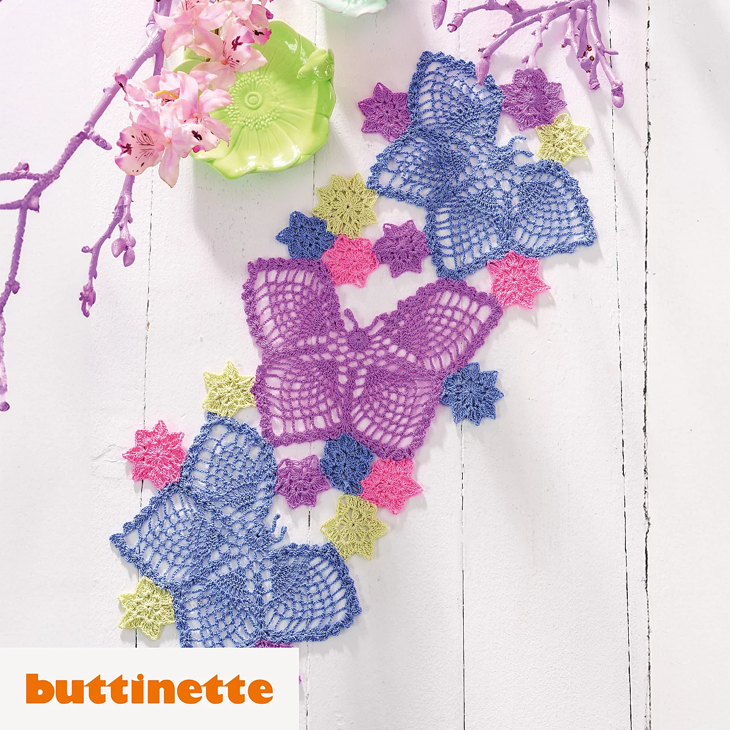 Häkelanleitung - Schmetterlingsläufer aus Woll Butt Diana Image