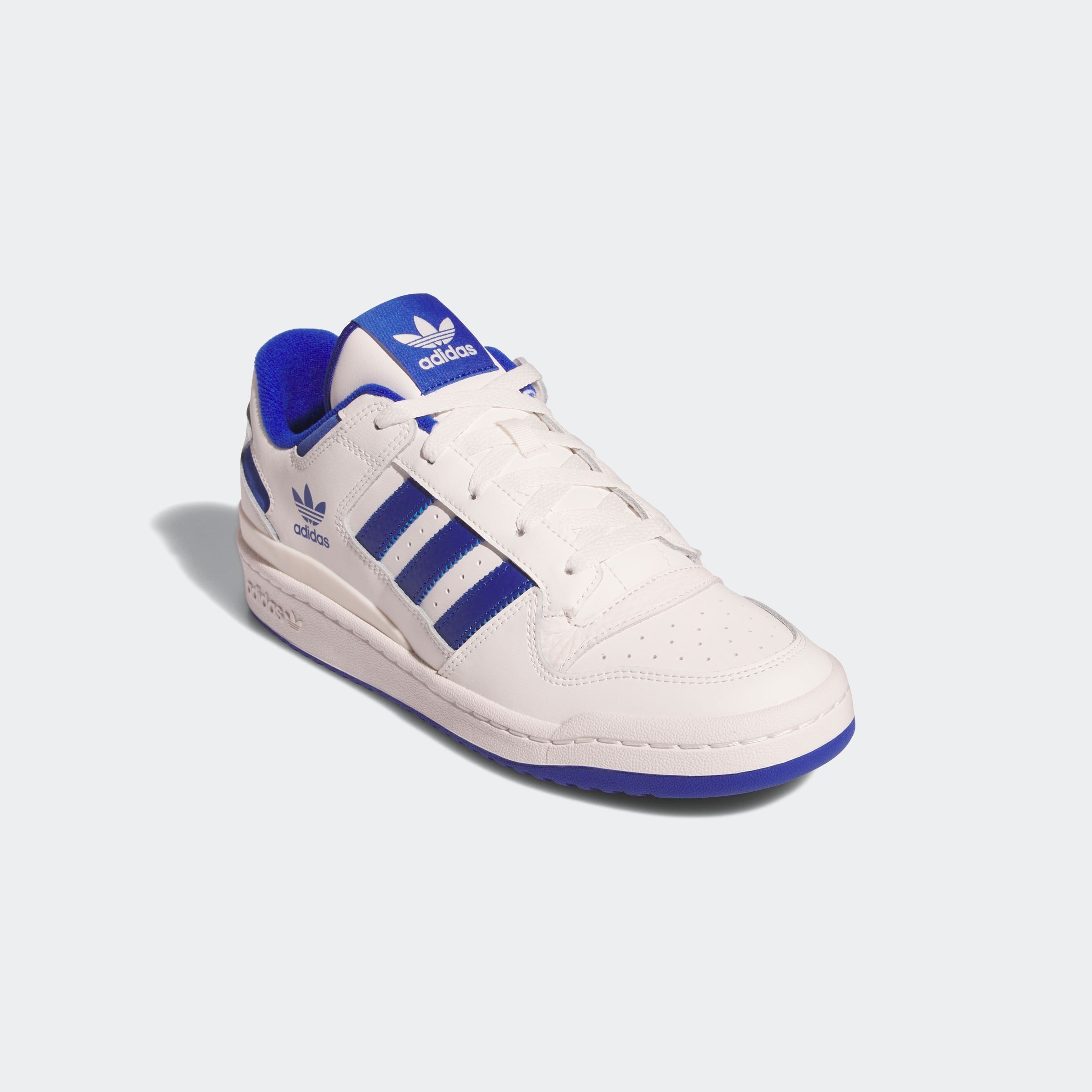 Sneaker ADIDAS ORIGINALS "FORUM LOW CL", Herren, Gr. 46, weiß (core weiß, royal blau, core weiß), Baumwolle, Schuhe Sneaker