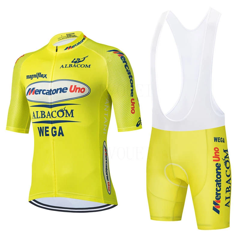 Maglia da ciclismo Summer Pro Team New Set Pantaloncini da bici 19D Set MTB Ropa Ciclismo Camicie da bicicletta a manica corta da uomo Abbigliamento Maillot
