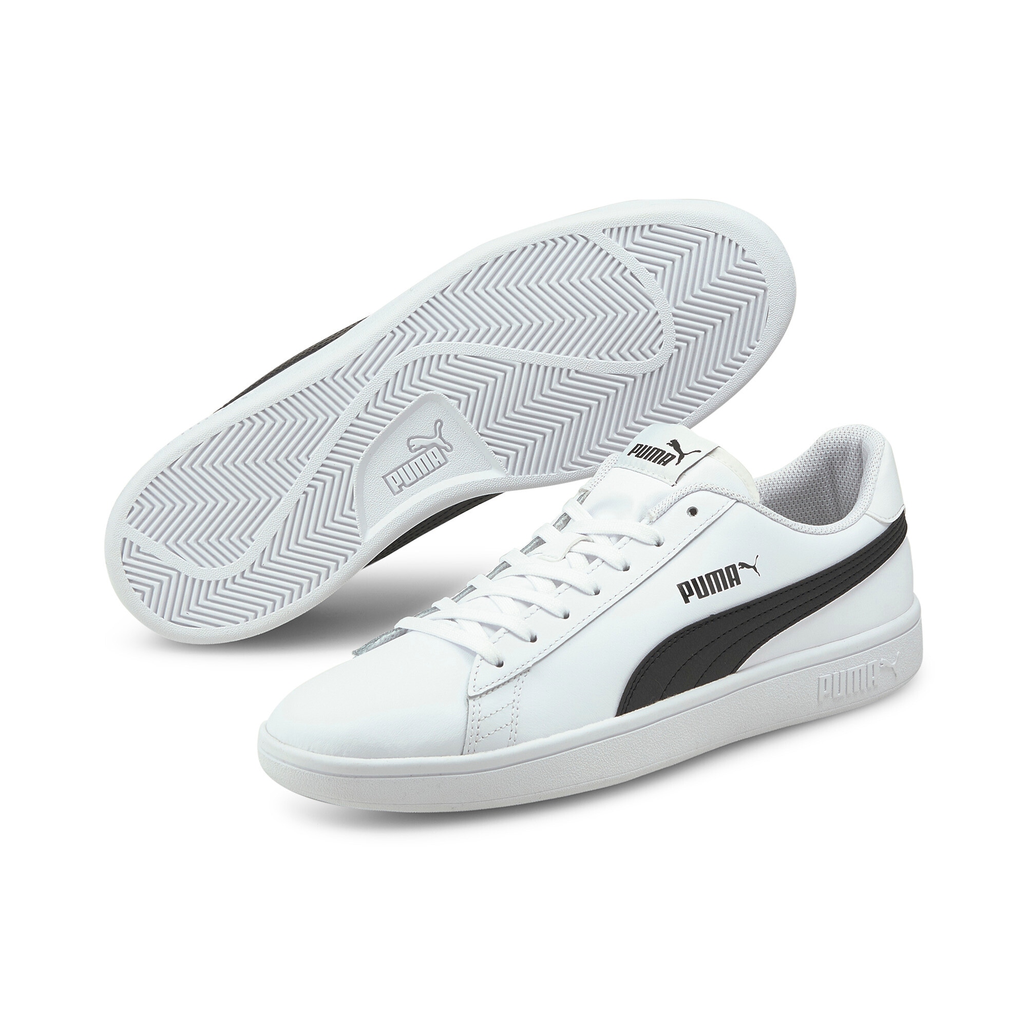 Sneaker PUMA "SMASH V2 L", Damen, Gr. 45, schwarz-weiß (puma weiß, puma schwarz), Leder, Synthetik, Schuhe Sneaker
