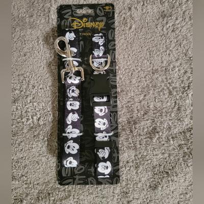 Disney Dog | Disney Pet Dog Collar(16in-26)/Leash (5ft)(Mickey Mouse) Large Breed | Color: Black/White | Size: Os