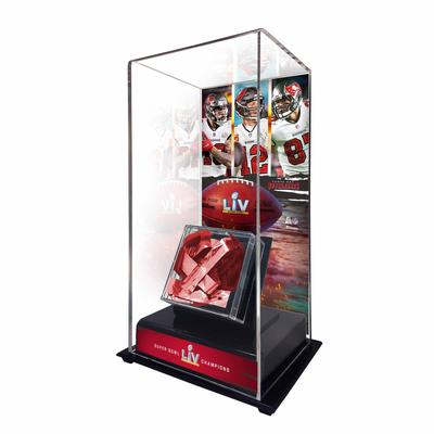 Große Vitrine der Tampa Bay Buccaneers, Super Bowl LV Champions, mit beim Spiel verwendetem Konfetti Image
