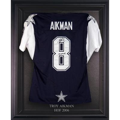 Vitrine mit schwarzem Rahmen für Troy Aikman-Trikot der Dallas Cowboys in der Hall of Fame Image