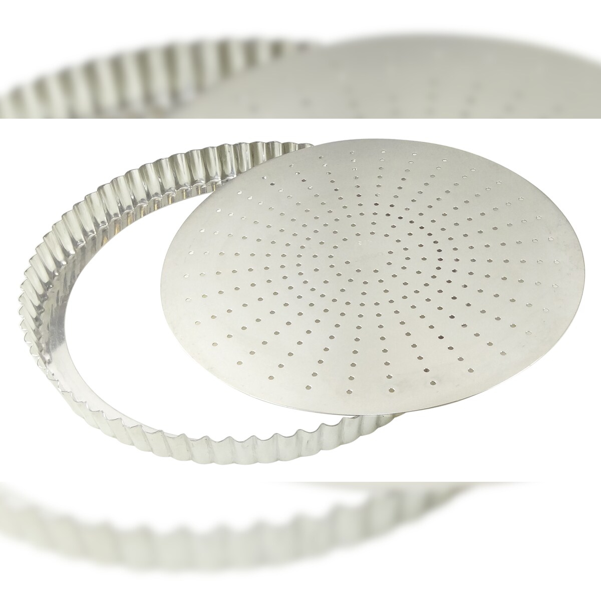 Gobel - Tortenform, geriffelt, perforiert - Weißblech - Hebeboden - Ø 24 cm H 2,8 cm - 126431 Image