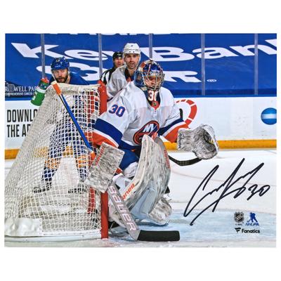 Ilya Sorokin, New York Islanders, signiertes 8 x 10 Zoll großes weißes Trikot im Netzfoto Image