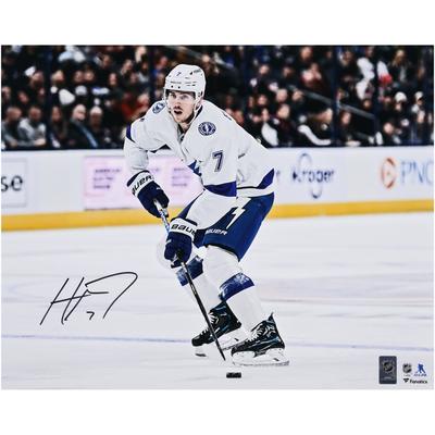 Haydn Fleury, Tampa Bay Lightning, signiertes Eiskunstlauffoto, 16 x 20 Zoll, weißes Trikot Image