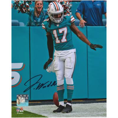 Von Jaylen Waddle signiertes Foto der Miami Dolphins (20,3 x 25,4 cm) im Aqua Jersey Celebration-Stil Image