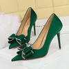 Bigtree New Fashion Frauen Kleid Schuhe 10cm High Heels flache spitze Zehen Kristall Schmetterling Knoten Dame rote Seide Schuhe Größe 34-40