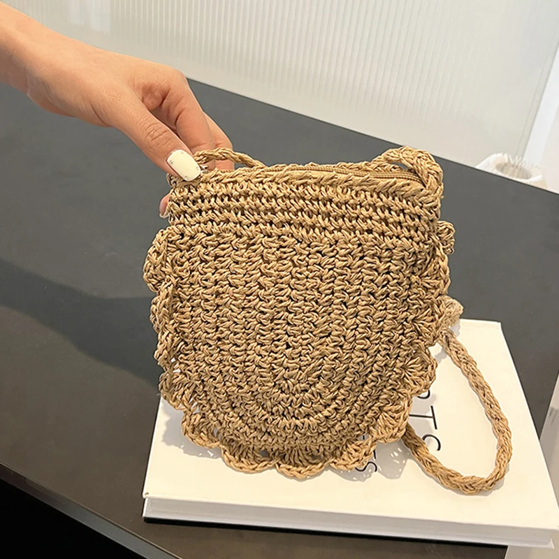 Sommer Strohs äcke für Frauen handgemachte Strand taschen Bast Rattan gewebte Handtaschen Urlaub Schulter Umhängetaschen Clutch Image