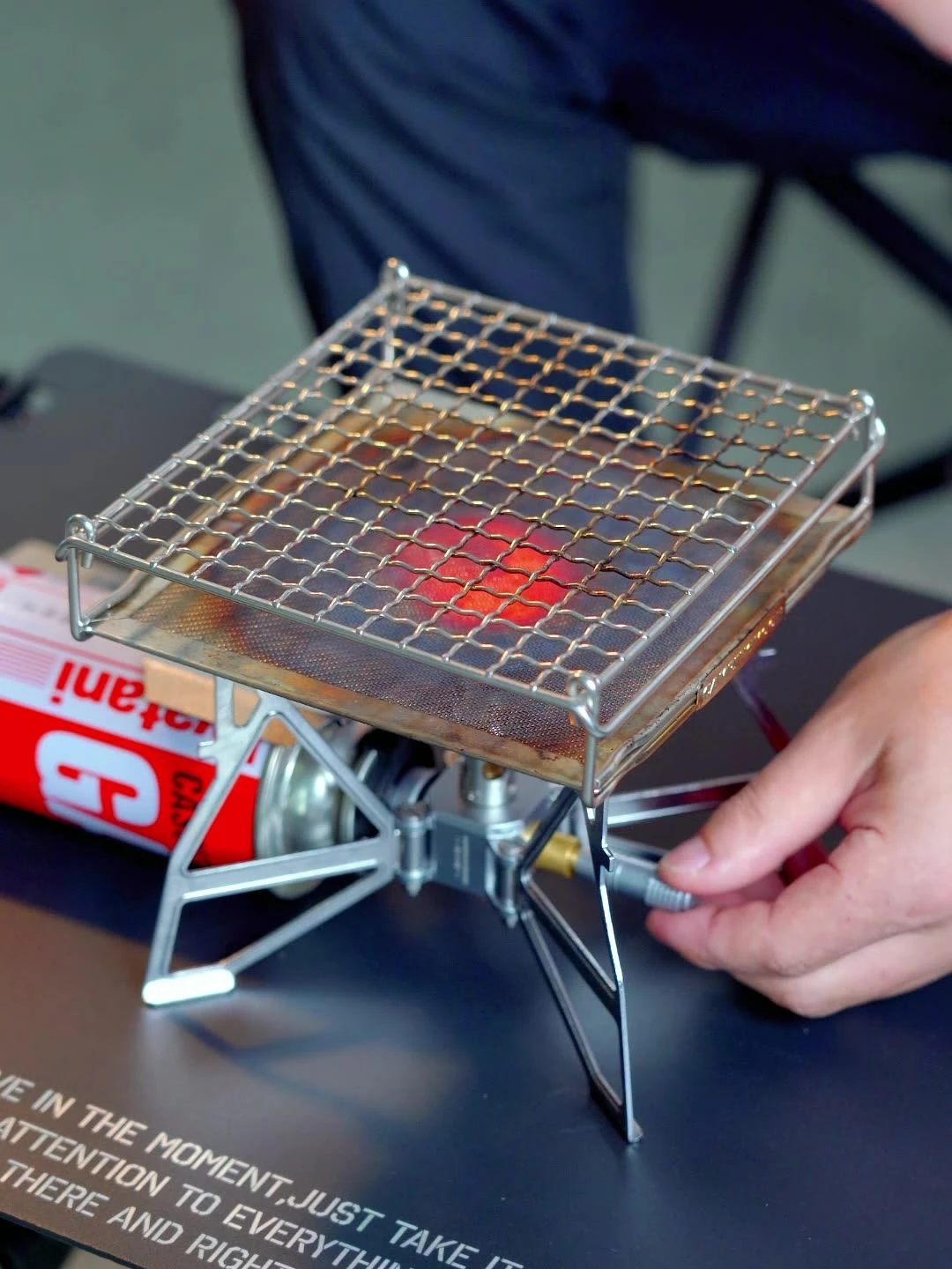 CAMPINGMOON Outdoor Camping 304 Edelstahl Klappbares Toast-Grillnetz Uniform Backkarten-Stil Gasherd-Grillnetz Image