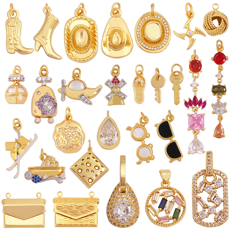 Cowboyhut Stiefel Schlüssel Brille Flugzeug Windmühle Slipper Sport Charm Anhänger, Zirkonia 18K Gold Halskette Handwerk Schmuck Versorgung K78 Image