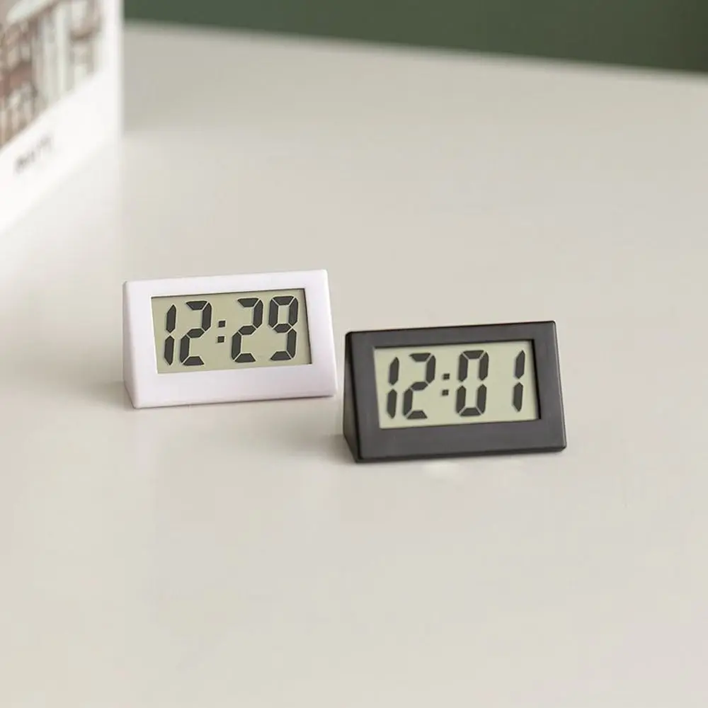 Creative Small Mini Triangle Clock ABS Mute Desk Digital Clock Electronic Simple Home Durable Mute Desk Clock Electronic Timepie