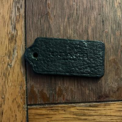 Coach Accessories | Coach Tag - Coach Accessories - Women’s Accessories - Coach Handbags - Leather | Color: Black/Brown | Size: Os