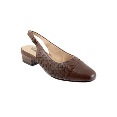 Wide Width Women's Dea Woven Flats by Trotters in Dark Brown (Size 6 1/2 W)