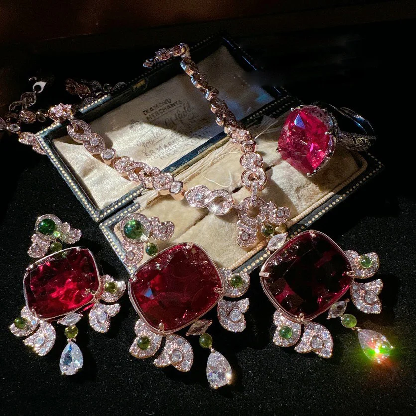 Rubin Frauen 18 Karat vergoldet Waben ring Granat rot Zirkon Ohrringe Image