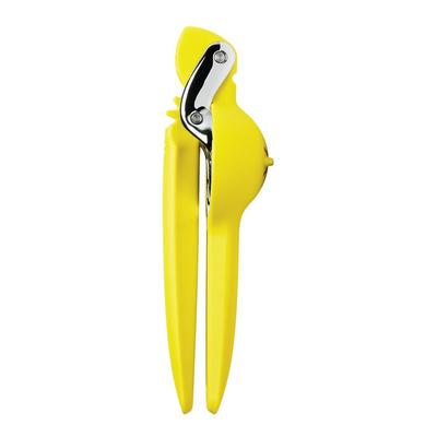 Chef'n 102-159-017 FreshForce Handheld Citrus Juicer - Plastic, Yellow