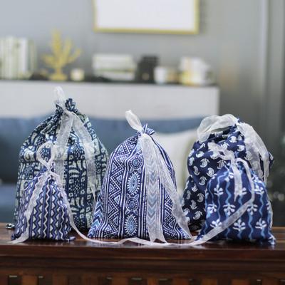 Charmed Blue,'Set of 5 Blue Cotton Gift Pouches with Organza Drawstring'