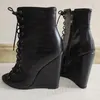 BERZIMER Ankle Booties Keile Faux Leder Lace Up Side Zip Up Offene spitze Kurze Stiefel Damen Schuhe Frau Große Größe 40 42 45 47 52