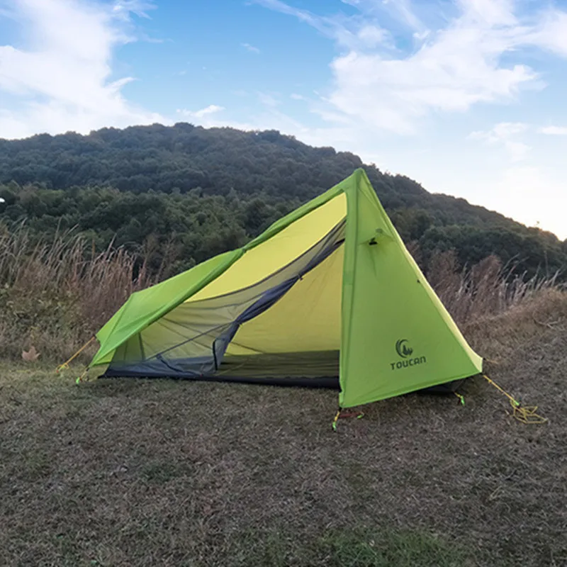 Outdoor Camping Ultraleichtes Trekkingzelt Wasserdichtes Strandzelt Doppelschichtig Leicht Leicht Einfach zu bauen Tragbarer Überlebensunterstand Image