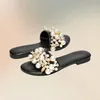 Perle Dekor schwarze Sohle offene Zehen Hausschuhe Slip auf Frauen Schuhe Low Top Roman Mode Komfort
