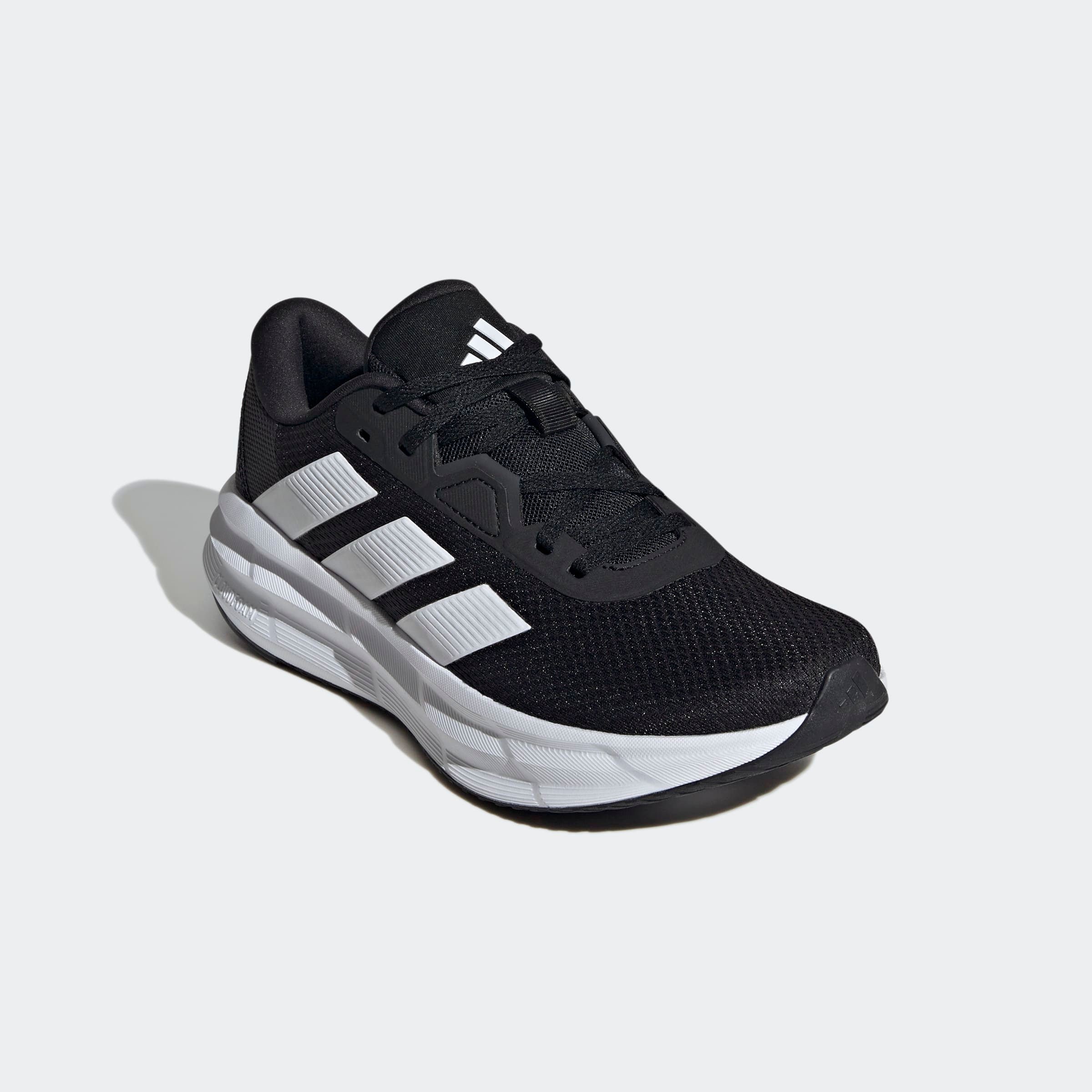 Laufschuh ADIDAS PERFORMANCE "GALAXY 7", Damen, Gr. 38,5, schwarz-weiß (core schwarz, cloud weiß, carbon), Synthetik, Textil, Schuhe Laufschuh