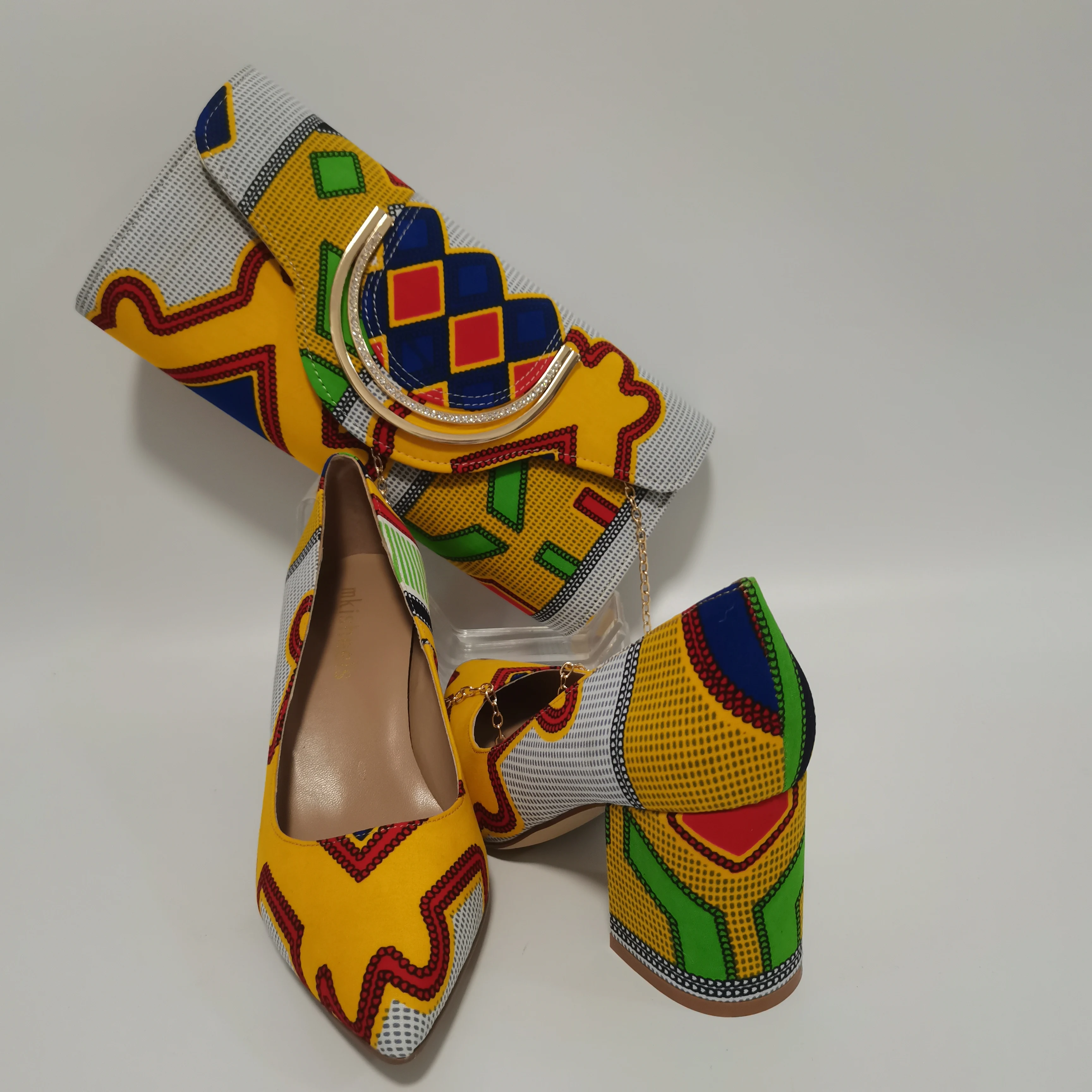 Afrikanische Frauen Block Heels Schuhe Mit Match Handtasche Tasche Ankara Material Nigeria Design Spitz Schuhe und Taschen Set Hohe Qualität