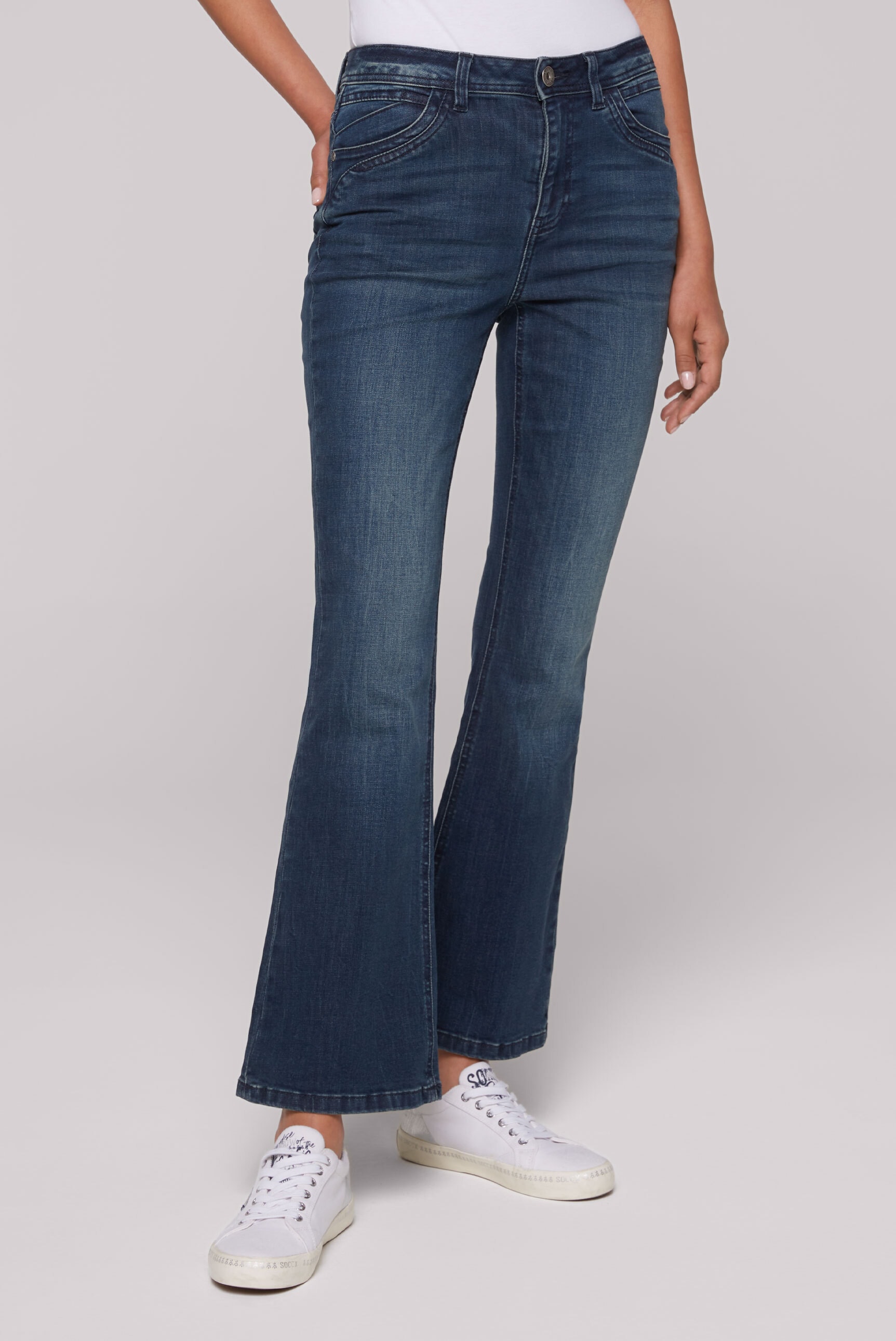 Regular-fit-Jeans SOCCX, Damen, Gr. 33, Länge 32, blau, Material: 72% Baumwolle, 27% Polyester, 1% Elasthan, Abriebeffekte, regular fit, Jeans, mit ausgestelltem Bein Image